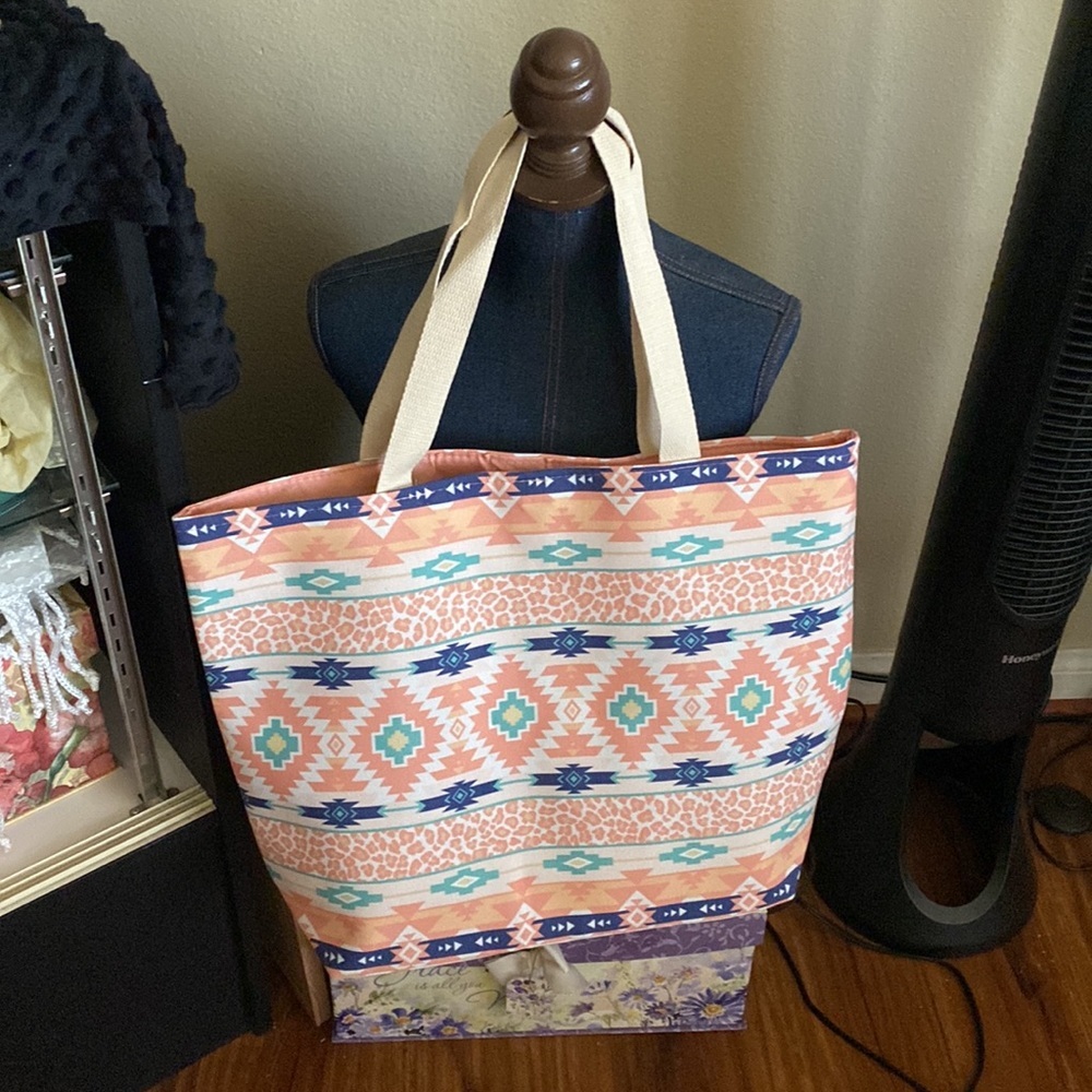 Coral Mint Aztec print, large vacation/beach travel tote. - Picture 2 of 5